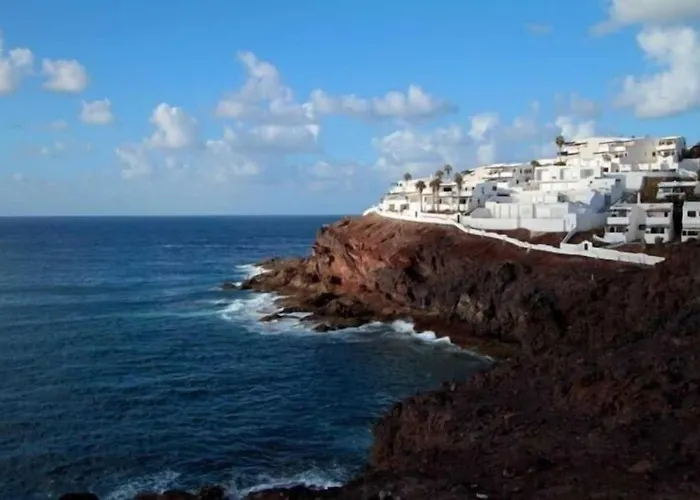 Vista Faro Sardina Apartamento