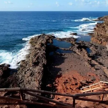 公寓 Vista Faro Sardina