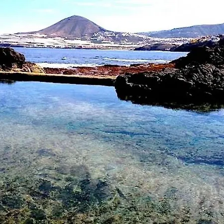 Vista Faro Sardina