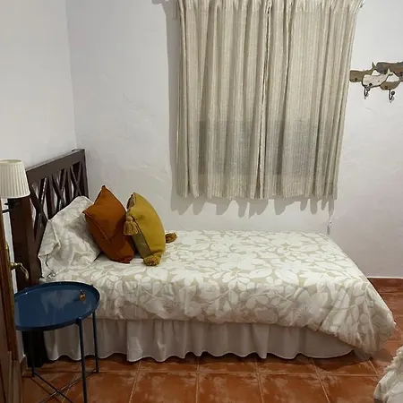 Vista Faro Sardina Apartament *