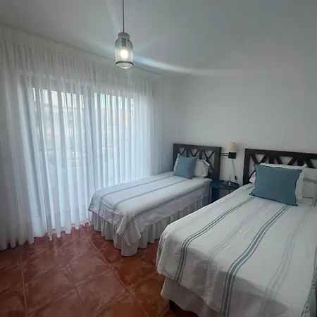 Vista Faro Sardina *