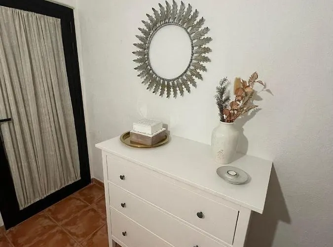 Vista Faro Sardina *